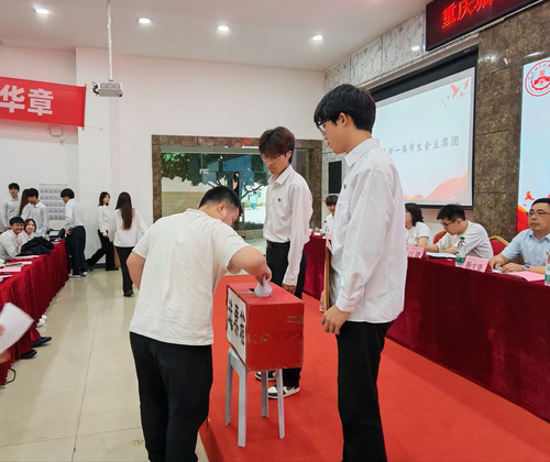 B4C2118E570D289AF5CAE47A26217F40.jpg
