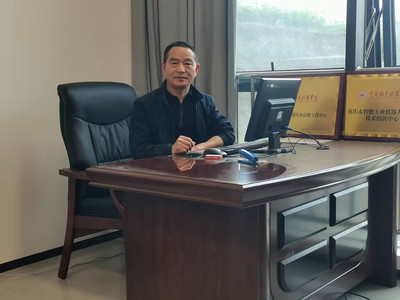 王盛学.jpg