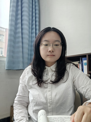 李艳丽.jpg