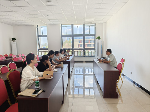 best365官网9月学工例会新闻稿照片.jpg